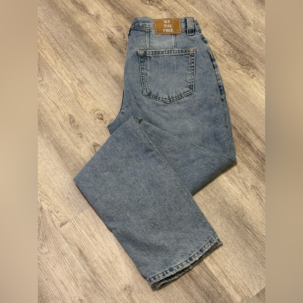 NEW Free People We The Free CRVY Gia Wide-Leg Jeans Light Wash Size 26/2 US $128 - Picture 5 of 15